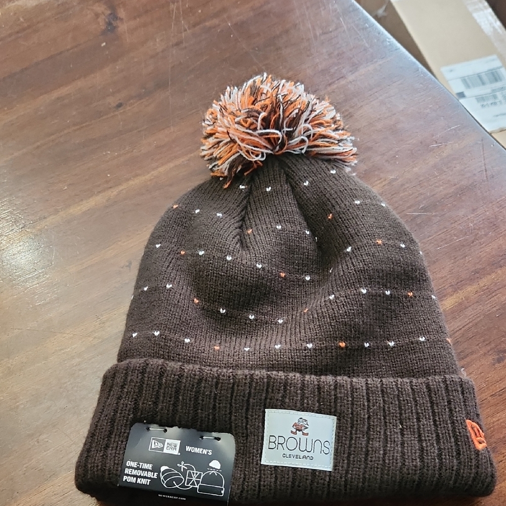 Cleveland Browns Pom Beanie